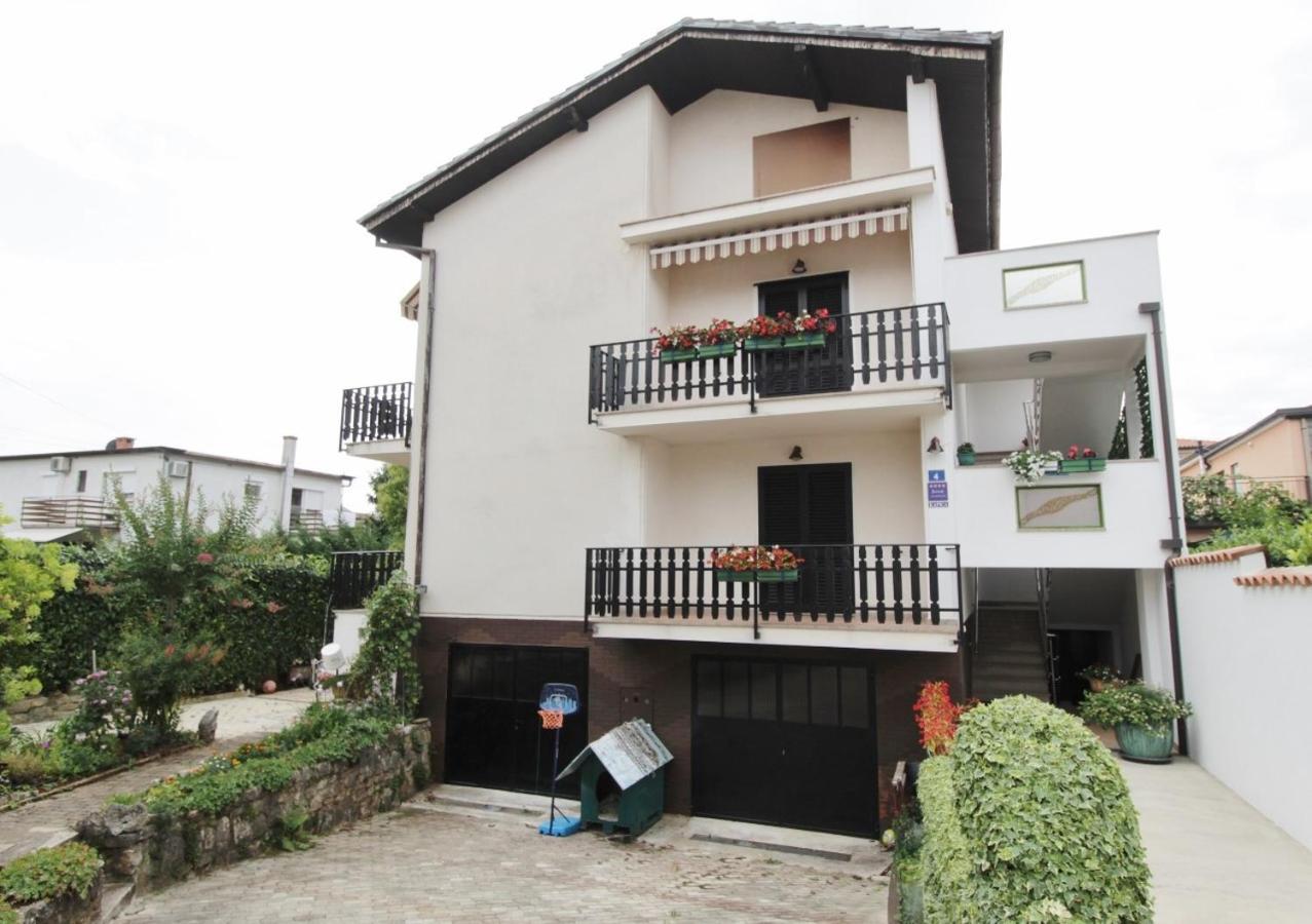 Apartment Kapica *